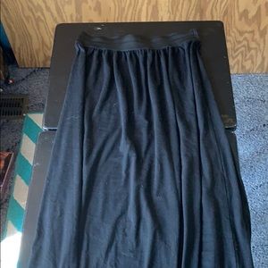 black maxi skirt